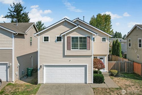 33210 42nd Ave S, Federal Way, WA, 98001-5153 | Card Image