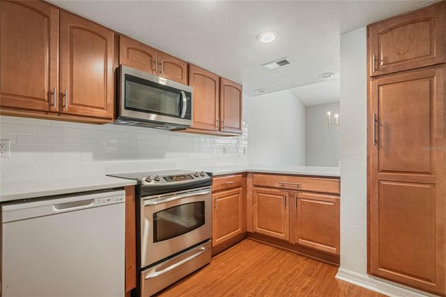 S - 656 Saint Johns Ct, Condo with 2 bedrooms, 2 bathrooms and null parking in Winter Park FL | Image 12