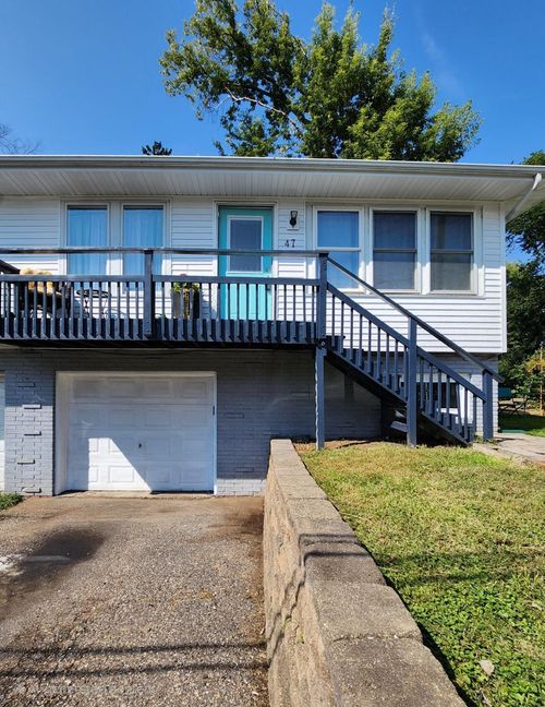 47 Juniper St, Mahtomedi, MN, 55115-1501 | Card Image