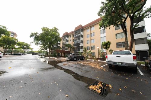 apt-209-4160 Inverrary Dr, Lauderhill, FL, 33319-4545 | Card Image