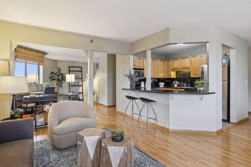 unit-901-78 10th St E, Saint Paul, MN, 55101-2259 | Card Image