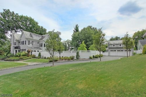 10 Lincoln St, Glen Ridge, NJ, 07028-1205 | Card Image