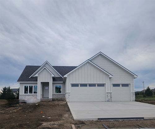 16304 Goodman Dr, Urbandale, IA, 50323-0006 | Card Image