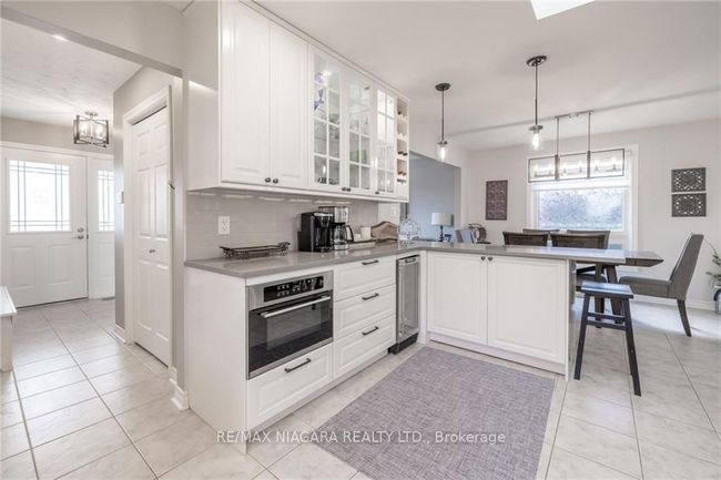 7863 Trackview St, House other with 3 bedrooms, 2 bathrooms and 2 parking in Niagara Falls ON | Image 12