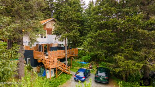 1135 Alyeska Hwy, Girdwood, AK, 99587 | Card Image