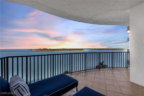 apt-404-700 La Peninsula Blvd, NAPLES, FL, 34113-4040 | Card Image