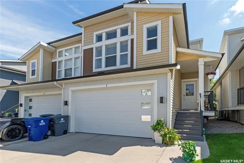 7-700 Central Street W, Warman, SK, S0K0A1 | Card Image