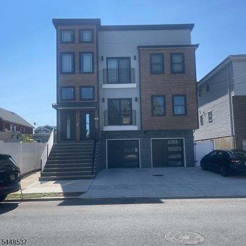 1297 Avy St, Hillside, NJ, 07205-2213 | Card Image