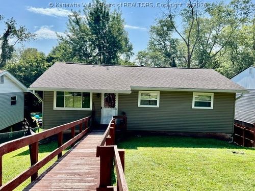 a-111A Fairland Dr, Nitro, WV, 25143-1136 | Card Image