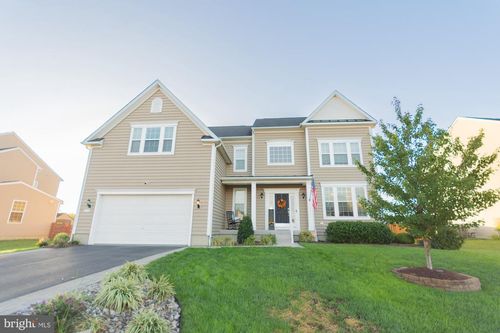 175 Doyle St, GERRARDSTOWN, WV, 25420-4601 | Card Image