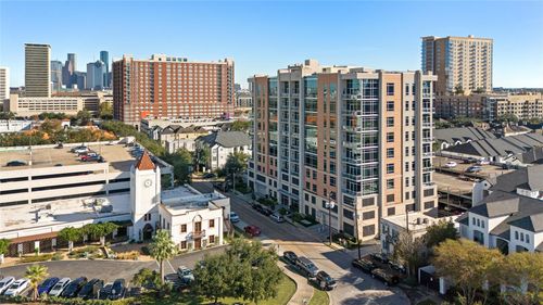 unit-904-3331 Damico St, Houston, TX, 77019-1975 | Card Image