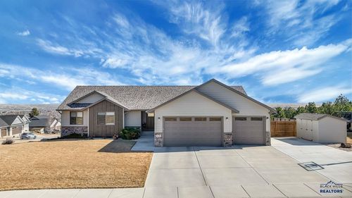 678 Stumer Rd, Rapid City, SD, 57701-9265 | Card Image