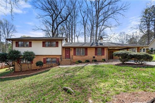 695 Carlouetta Rd Sw, Mableton, GA, 30126-1305 | Card Image