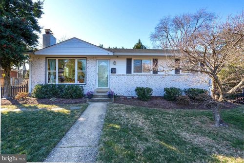 2114 N Earley St, ALEXANDRIA, VA, 22302-1701 | Card Image