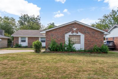 6932 E 16th Street, House other with 3 bedrooms, 2 bathrooms and null parking in Tulsa OK | Image 2