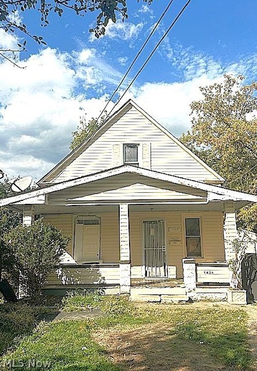 7404 Wentworth Ave, Cleveland, OH, 44102-5134 | Card Image