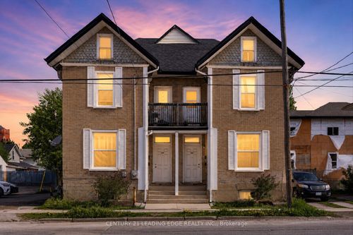 292-294 Townsend St, Peterborough, ON, K9J2K7 | Card Image