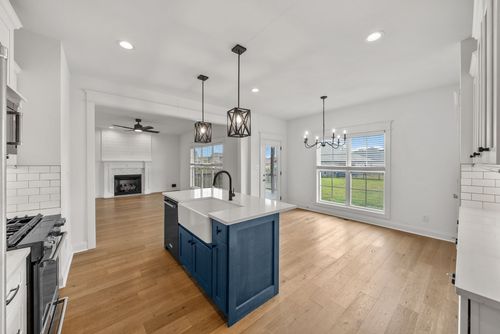 1409 Hereford Blvd, Clarksville, TN, 37043-2080 | Card Image