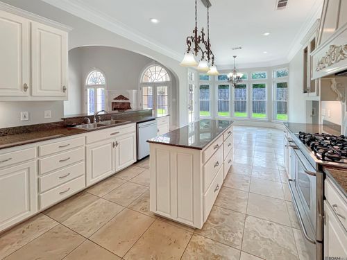 20695 Vermont St, Livingston, LA, 70754-6324 | Card Image