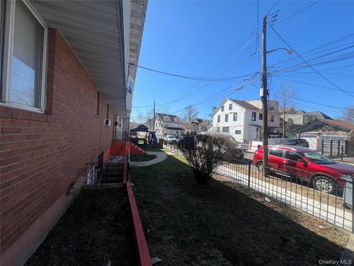 107-27 172nd St, Jamaica, NY, 11433-2533 | Card Image