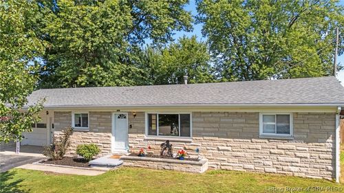 206 Crestwood Dr, Madison, IN, 47250-2351 | Card Image