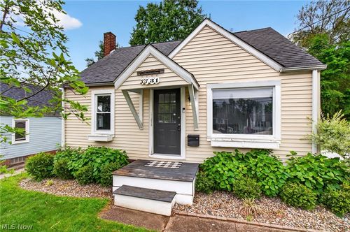 3731 Yale Ave Nw, Canton, OH, 44709-1557 | Card Image