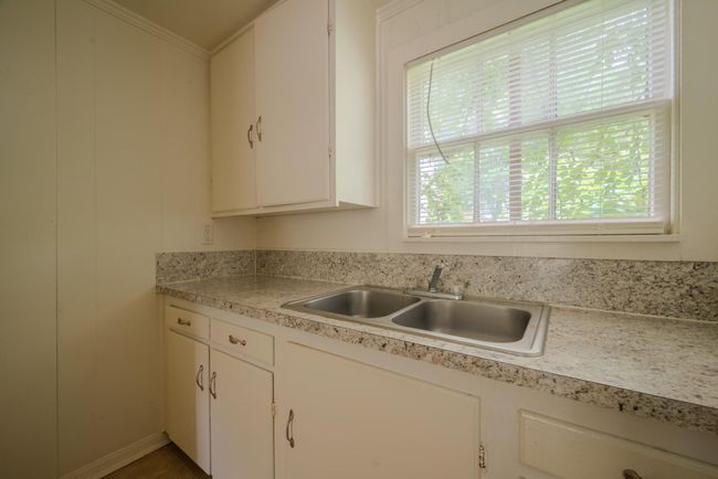 1005 Center St, House other with 3 bedrooms, 2 bathrooms and null parking in Wharton TX | Image 15