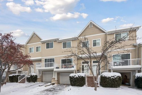 588 Willoughby Way W, Minnetonka, MN, 55305-5351 | Card Image