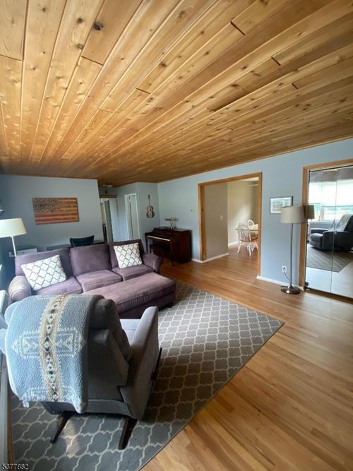 apt-d-5 Rolling Ridge Rd, Montvale, NJ, 07645-1554 | Card Image