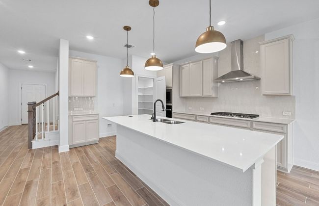 13404 Lapoynor St, House other with 4 bedrooms, 3 bathrooms and 2 parking in Manor TX | Image 5