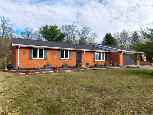 111 Bohl Dr, Marietta, OH, 45750-9253 | Card Image