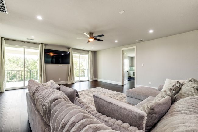 7281 Waters Edge Dr, House other with 5 bedrooms, 4 bathrooms and null parking in The Colony TX | Image 4