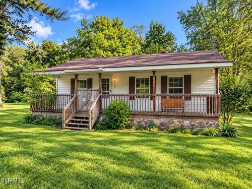 2112 Lock St, Big Stone Gap, VA, 24219-1104 | Card Image