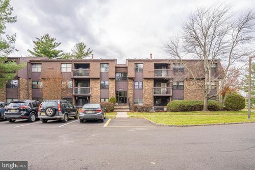 1814 Old Stone Mill Dr, East Windsor, NJ, 08512-2213 | Card Image