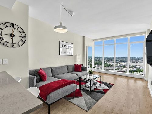 3903-1788 Gilmore Ave, Burnaby, BC, V5C0L5 | Card Image