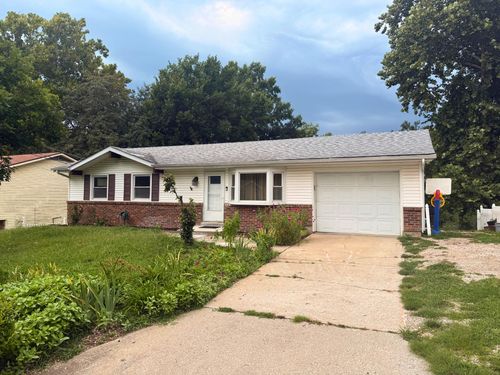 7 E Alhambra Dr, COLUMBIA, MO, 65203-3764 | Card Image