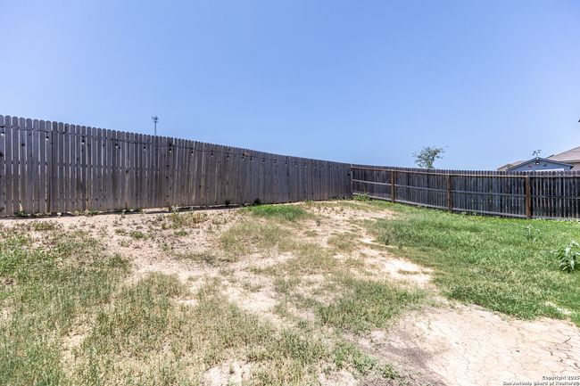 14615 Stirrup Trce, House other with 3 bedrooms, 2 bathrooms and null parking in Elmendorf TX | Image 28