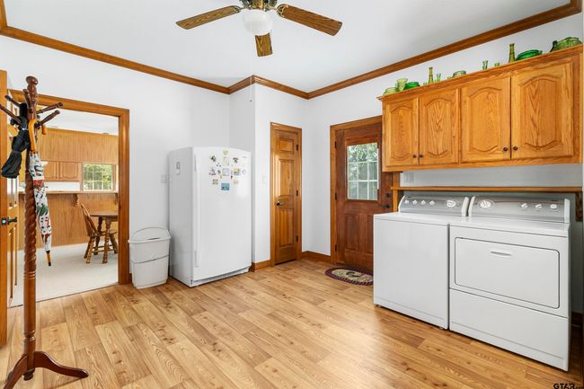 320 County Road 2317, House other with 3 bedrooms, 3 bathrooms and null parking in Mineola TX | Image 36