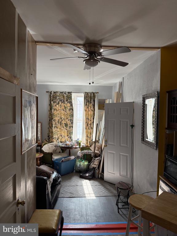Residential in PHILADELPHIA 4