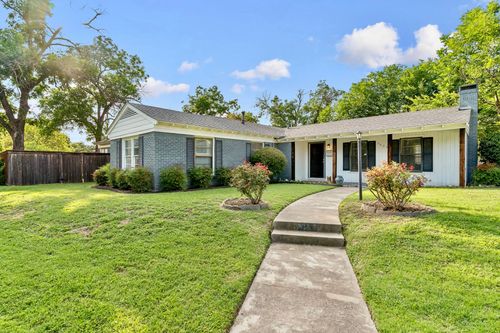 3024 5th Ave, Fort Worth, TX, 76110-3429 | Card Image