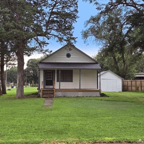 301 N Poplar St, Solomon, KS, 67480-8234 | Card Image