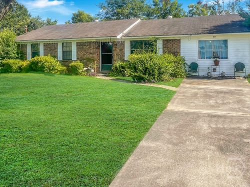 83 Eldridge St, Metter, GA, 30439-3322 | Card Image