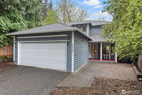 1228 Ne Brockman Pl, Seattle, WA, 98125-4071 | Card Image