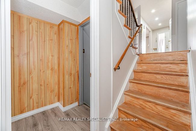 36 Blackthorn Lane, House other with 6 bedrooms, 2 bathrooms and 4 parking in Brampton ON | Image 31