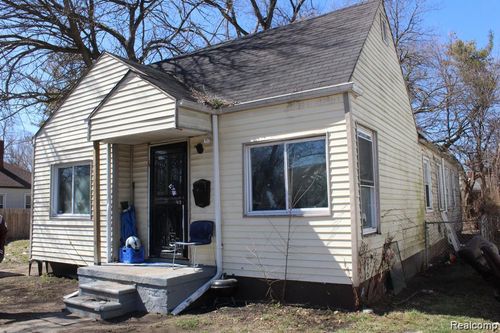 20251 Chapel St, Detroit, MI, 48219-1330 | Card Image