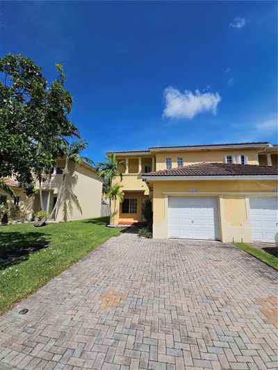 13231 - 13231 Sw 143rd Ter, Townhouse with 2 bedrooms, 2 bathrooms and null parking in Miami FL | Image 3