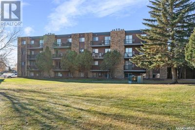 205 Kingsmere Blvd, Condo with 2 bedrooms, 1 bathrooms and null parking in Saskatoon SK | Image 1