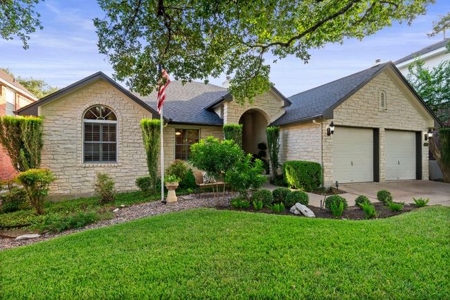 Street view of home | Image 9