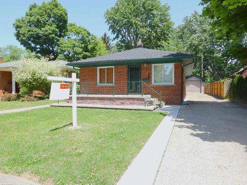 320 Esplanade St, Mount Clemens, MI, 48043-6513 | Card Image