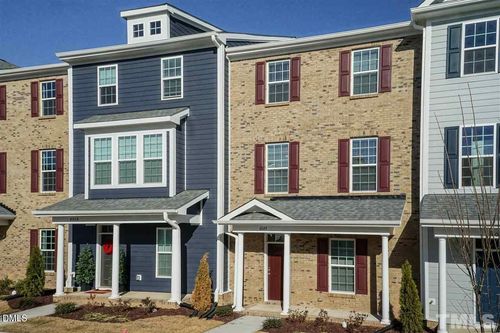6024 Kayton St, Raleigh, NC, 27616-4328 | Card Image